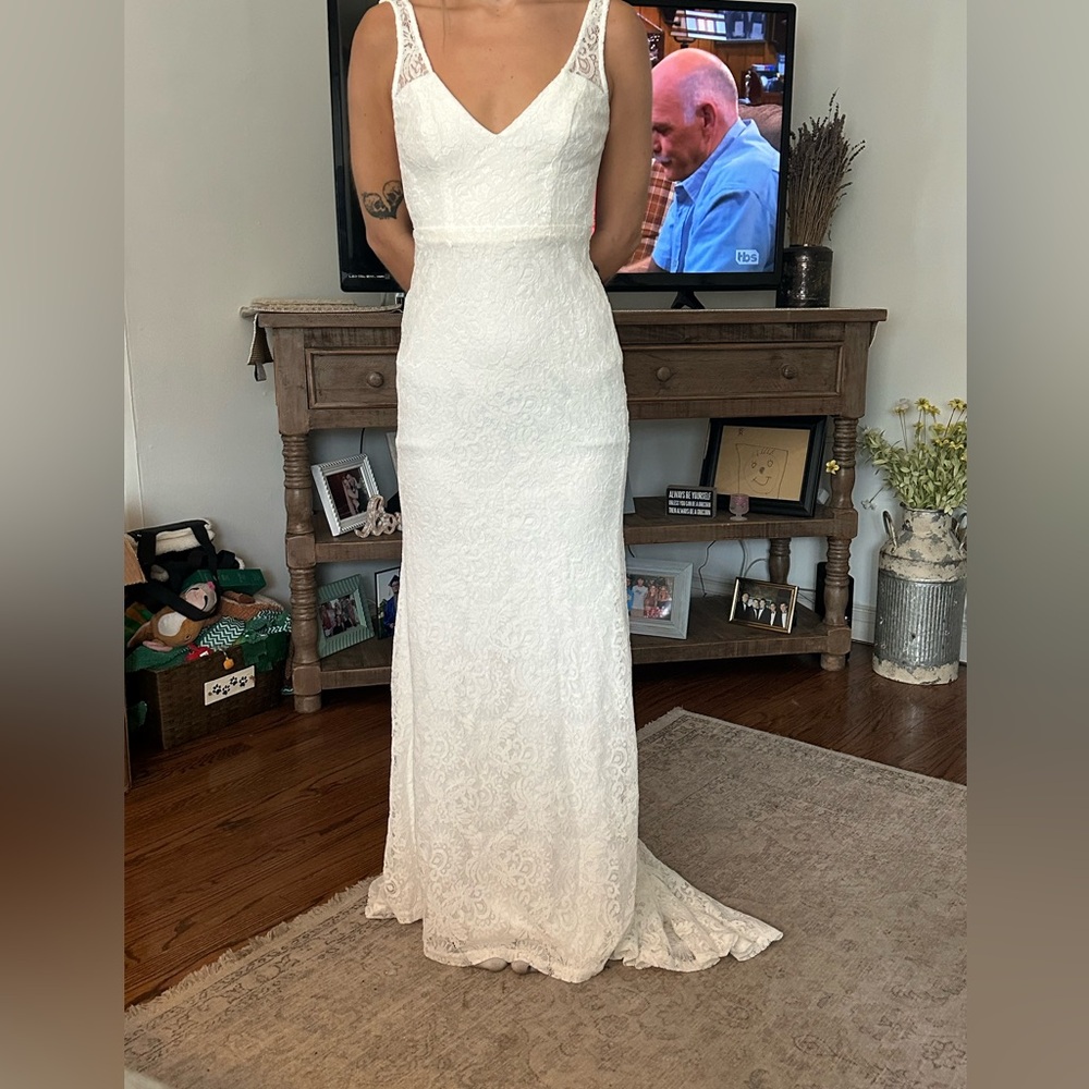 Lulus XS bridal dress
